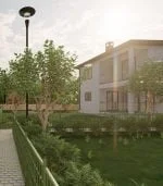 Dış Mekan Görselleştirme Hizmeti tarafından öne çıkarılan iki katlı bir villa, yeşil bitki örtüsü ve bakımlı bir çimenlik arasında beyaz bir dış cepheye sahiptir. Bir sokak lambası, güneş ışığı ağaçların arasından süzülürken, binaya giden asfalt yolu sıralar ve herhangi bir iç mimarın tasarım cazibesi için hayran kalacağı desenler oluşturur.